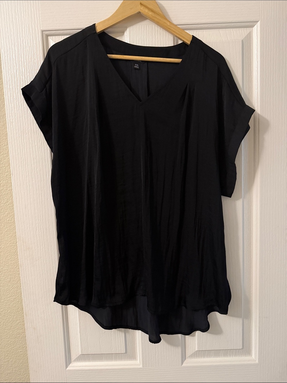 Vera Wang Black V-Neck Draped Short-Sleeve Blouse